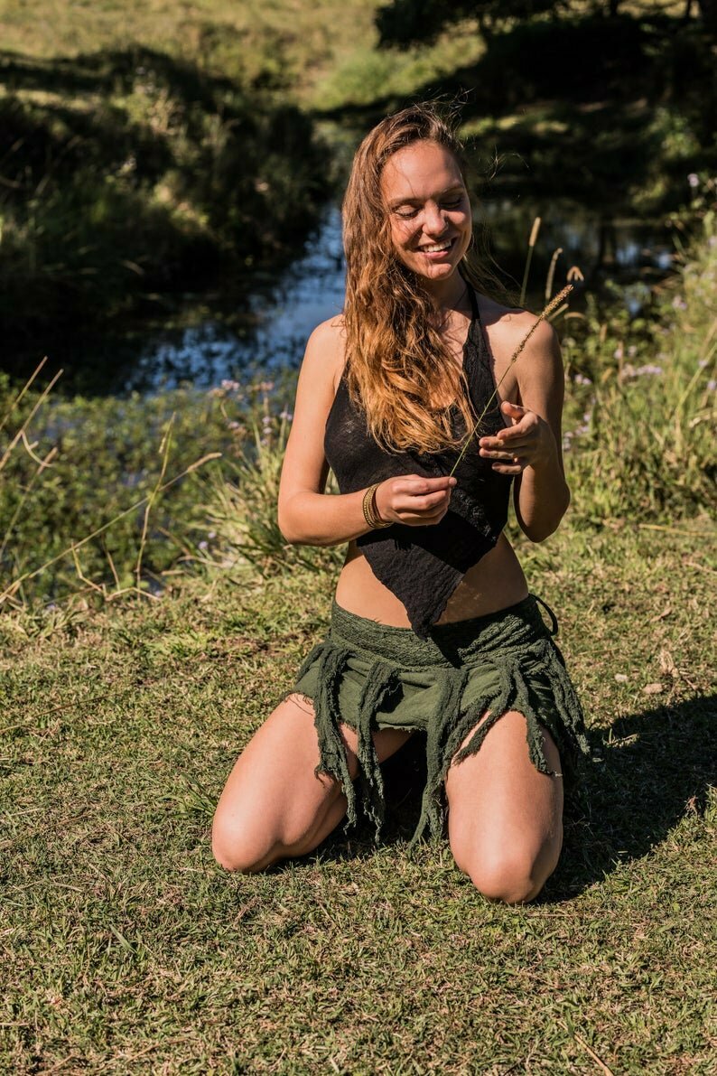 JUNGLE SKIRT IN GREEN - Image 3