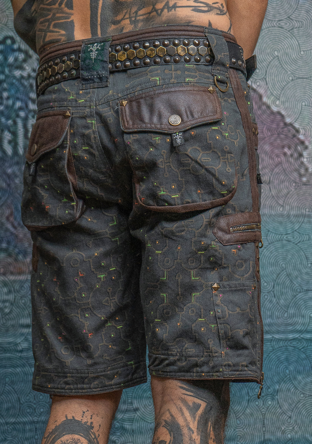 Flying Short Men / Bio Farms Organic Twill / Fake Leather Patches - REBIRTH OF IKARO - Image 2