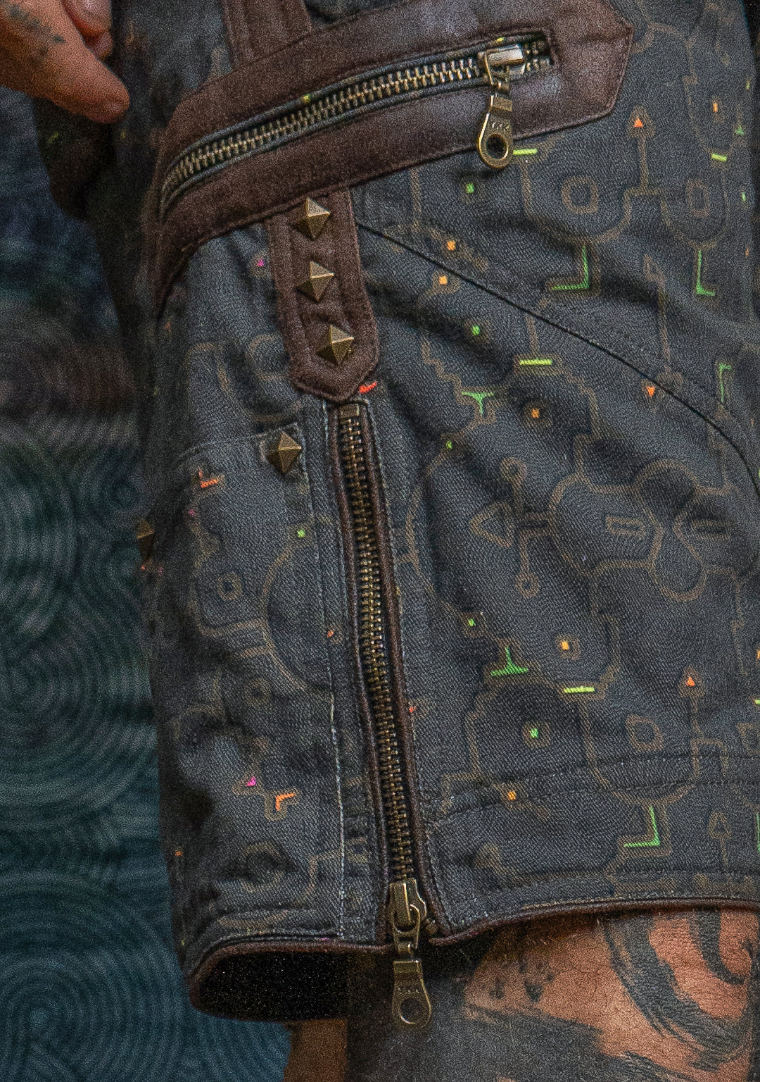 Flying Short Men / Bio Farms Organic Twill / Fake Leather Patches - REBIRTH OF IKARO - Image 17