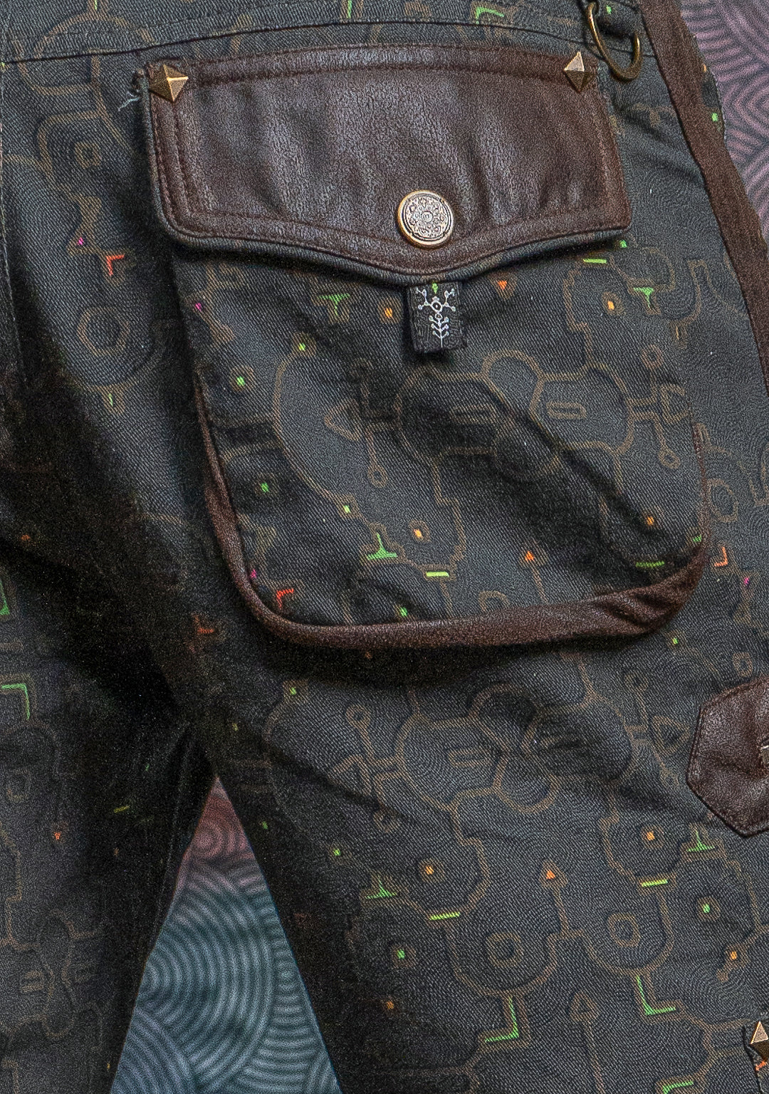 Flying Short Men / Bio Farms Organic Twill / Fake Leather Patches - REBIRTH OF IKARO - Image 4