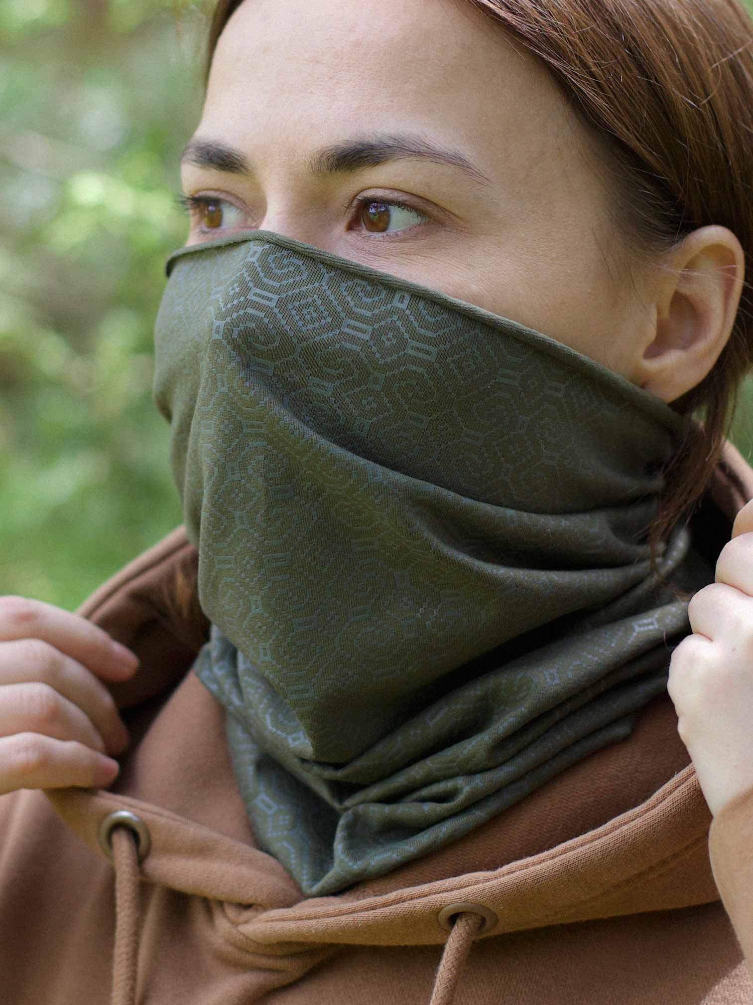 Shipibo-Conibo Glow Neck Gaiter - Olive