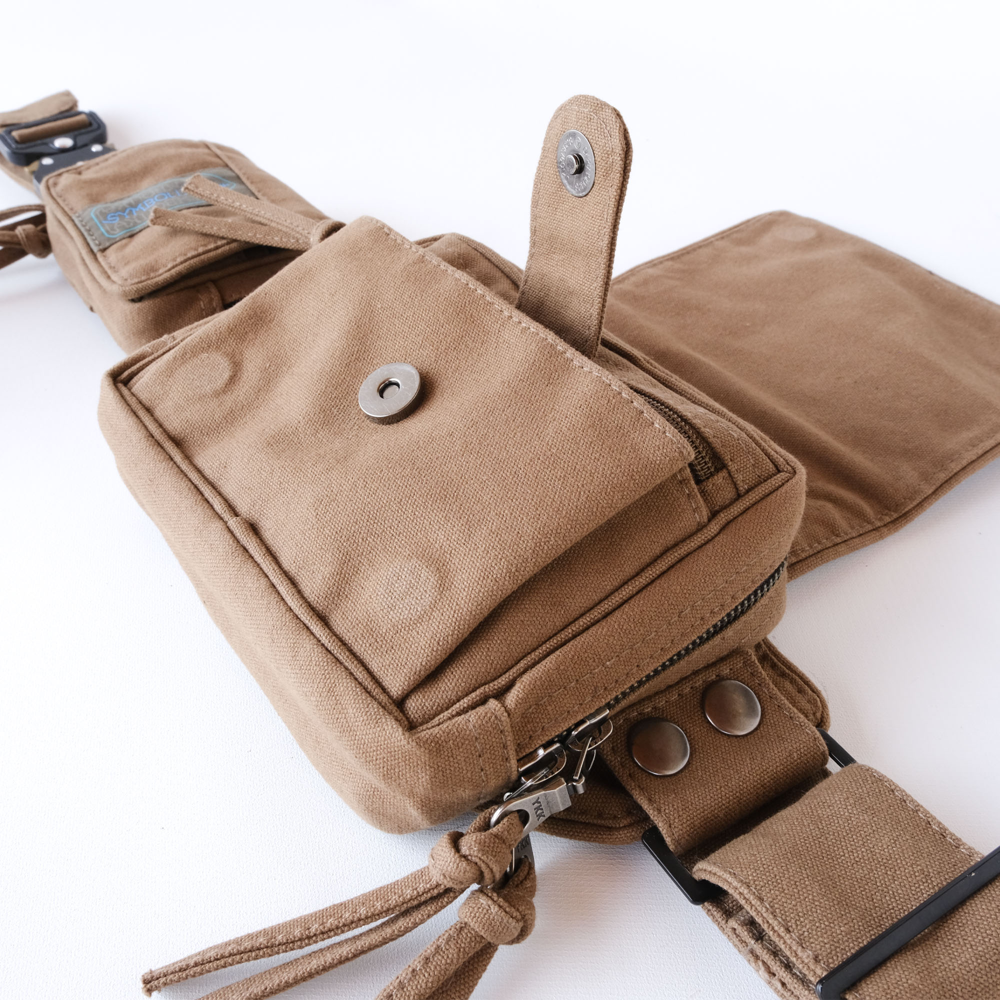 Ganescher Belt Bag - Olive - Image 12