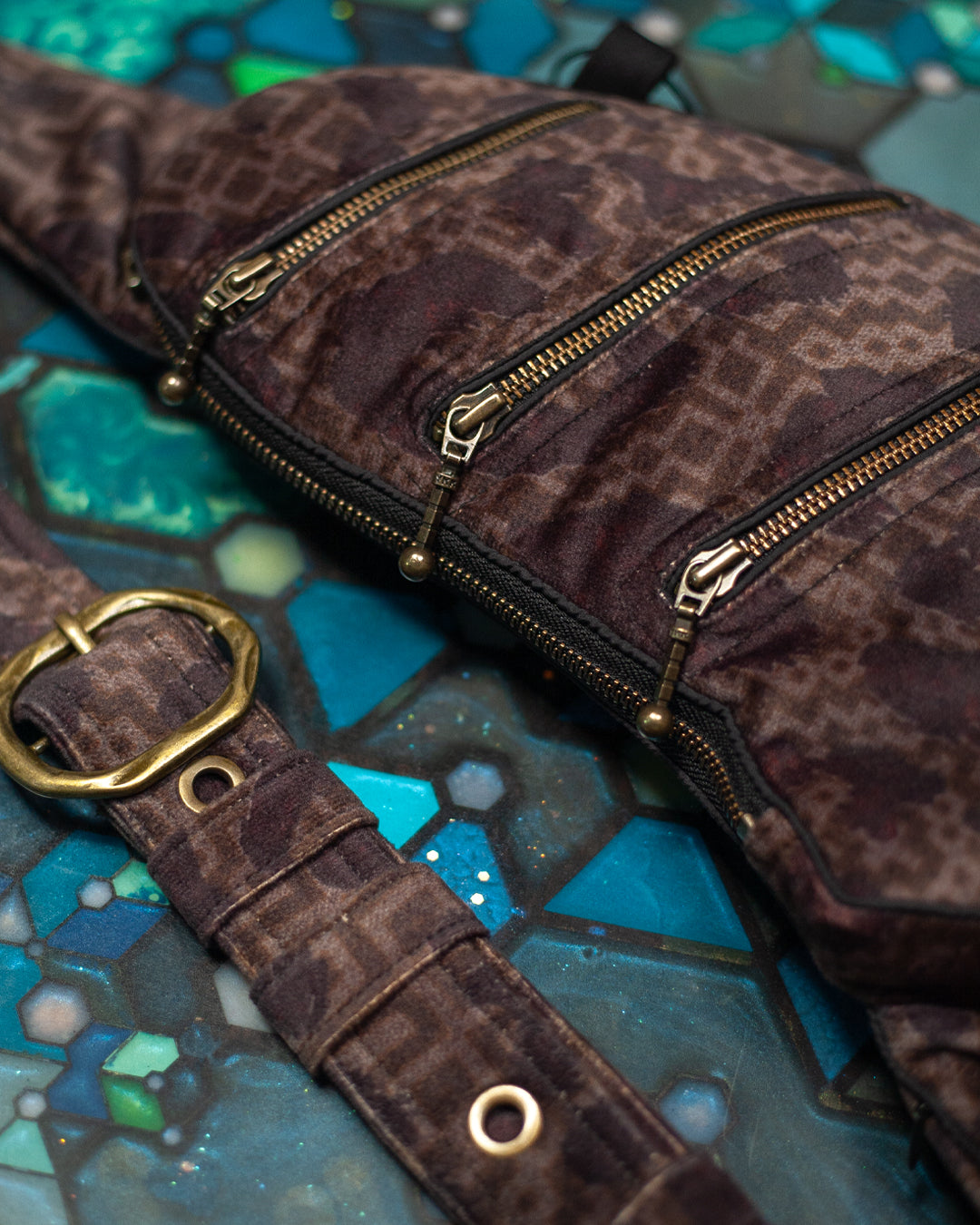 Botta Bag / Velvet Fawn Buckle - LEOPARDUS LAGARTIKA - Image 7