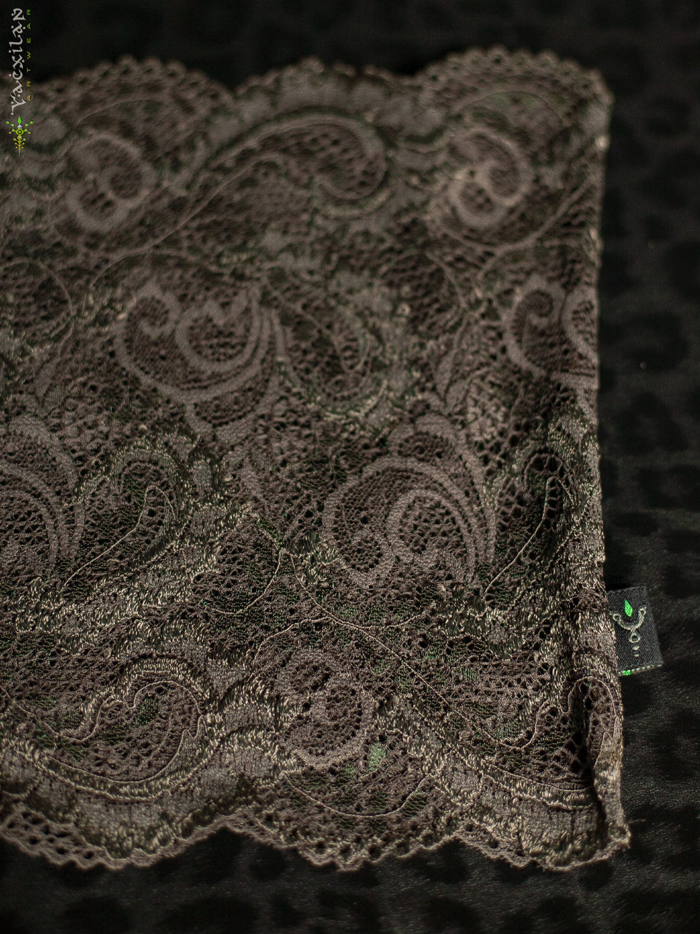 Alternative view of Woman Crop Top / Braband Elastic Lace - GREY FOWER