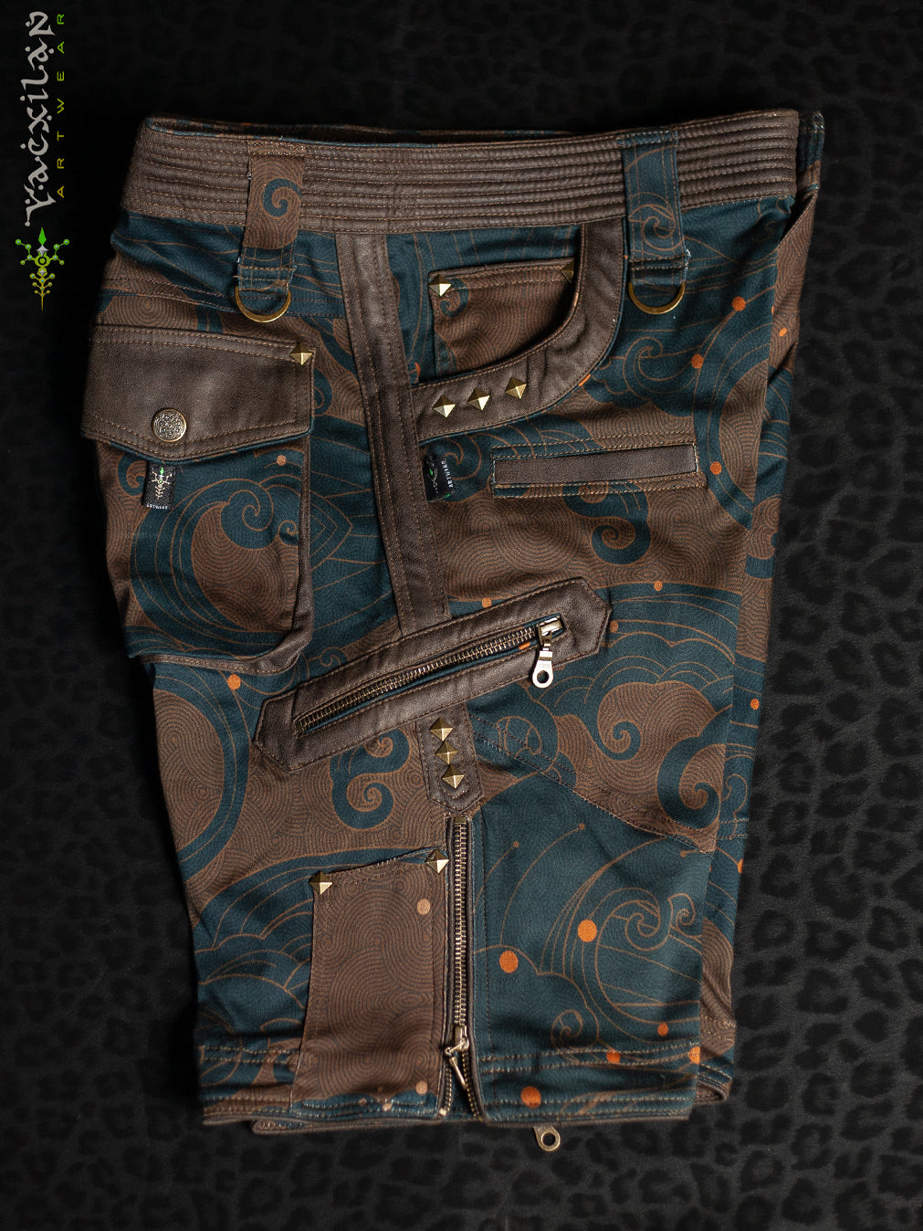 Flying Short Men / Bio Farms Organic Twill / Fake Leather Patches - SHOGUNSEA - Image 2