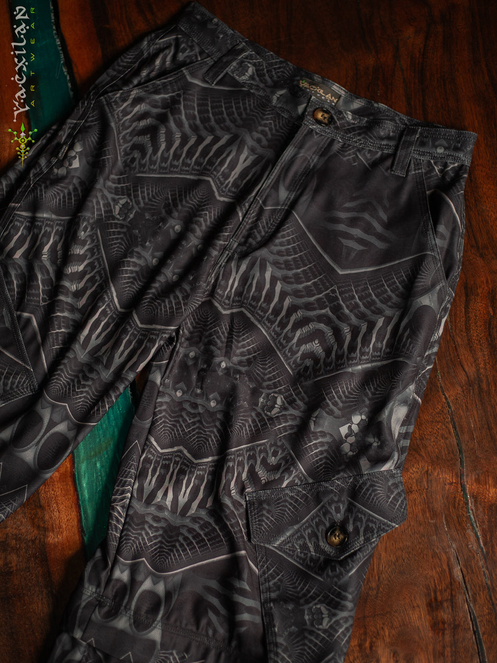 Alternative view of Pants Woman / Baggy Pockets Velvet Sky - SANDOKAN