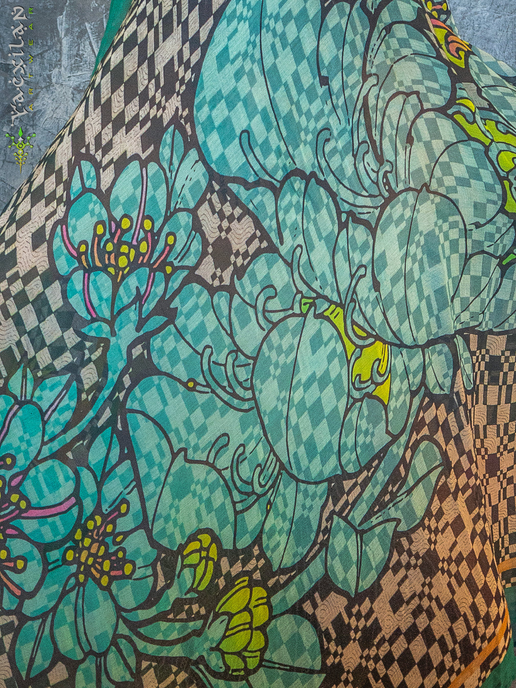 Alternative view of Scarf / Pareo Bamboo - PSYCOCHIC FLOWER