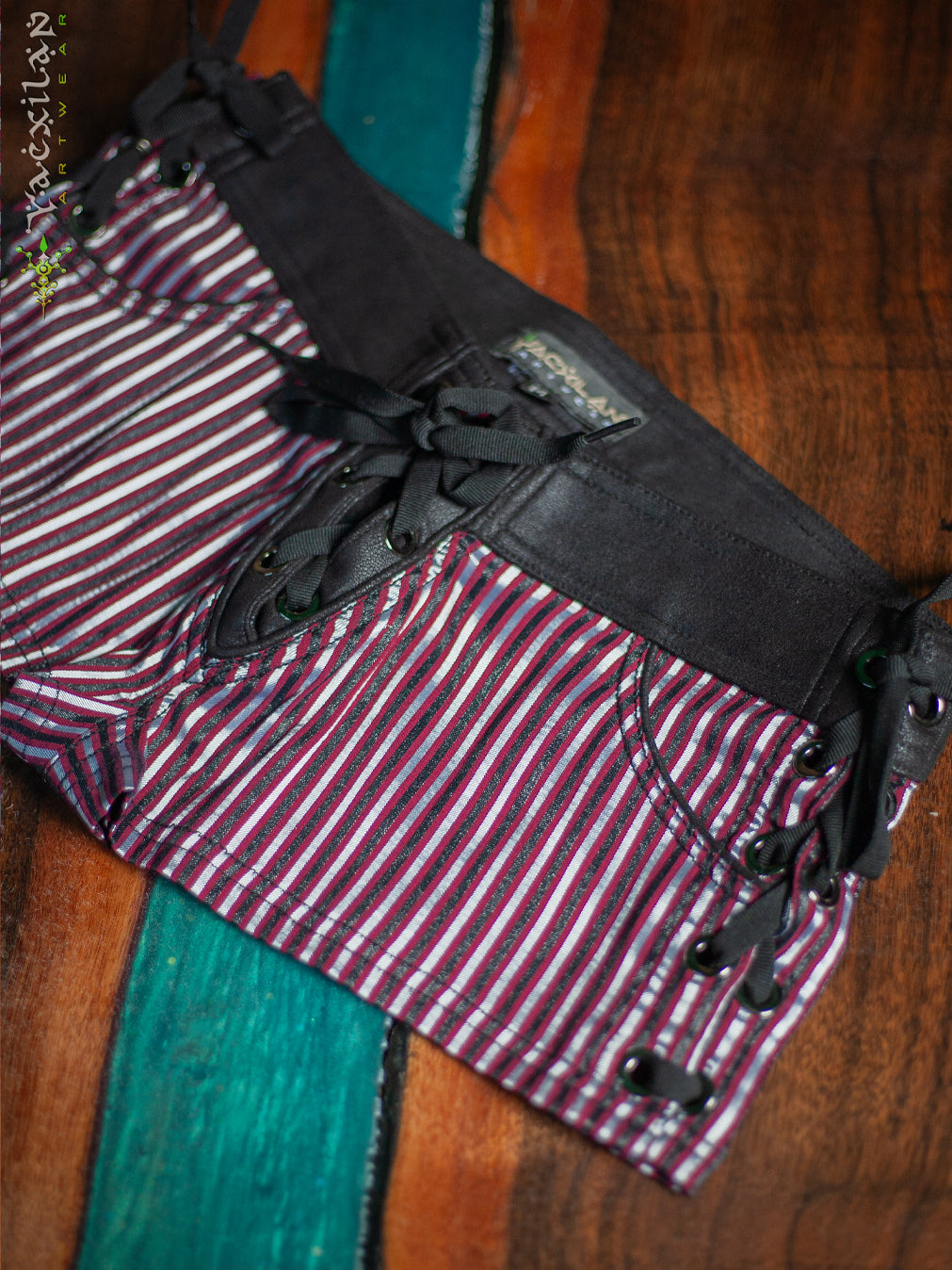 Shorties Burner / Bohemian Funk Stretchy Satin - BLAK RED - Image 3