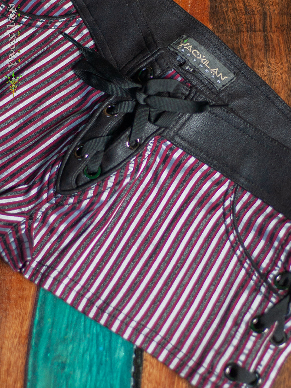 Shorties Burner / Bohemian Funk Stretchy Satin - BLAK RED - Image 4