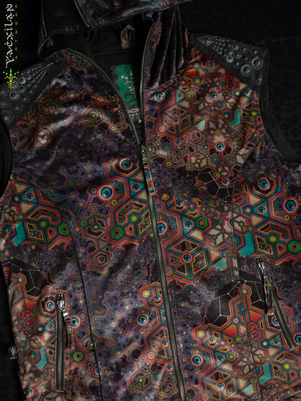 Sleeveless Jacket Men / Velvet Fawn - ASTROCORAL - Image 7