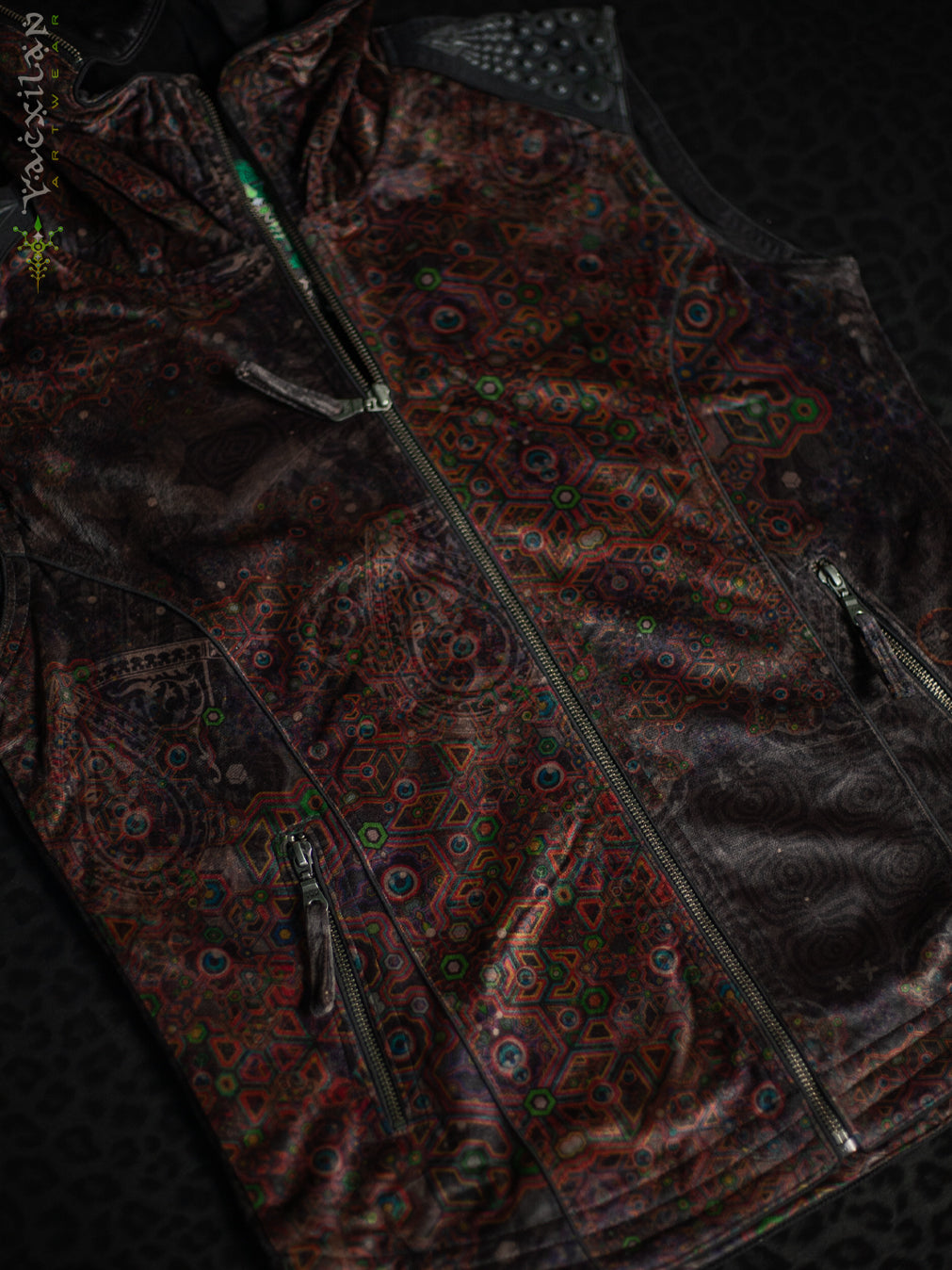 Sleeveless Jacket Men / Velvet Fawn - OWLIENS - Image 7
