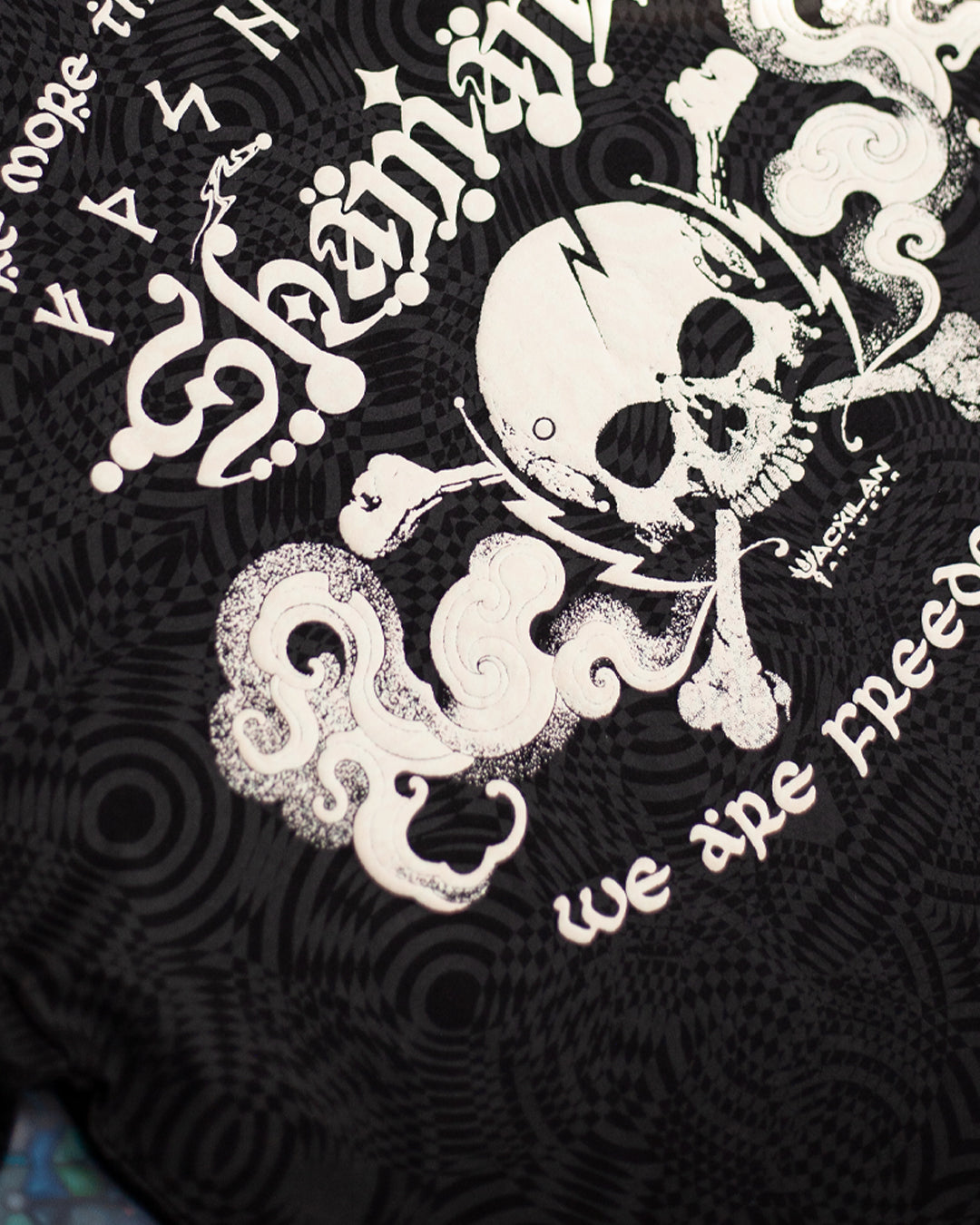 T-Shirt Oversized Men / Black Cotton Shinker - WIERD NOISES SHAMANS SMOKE White - Image 3