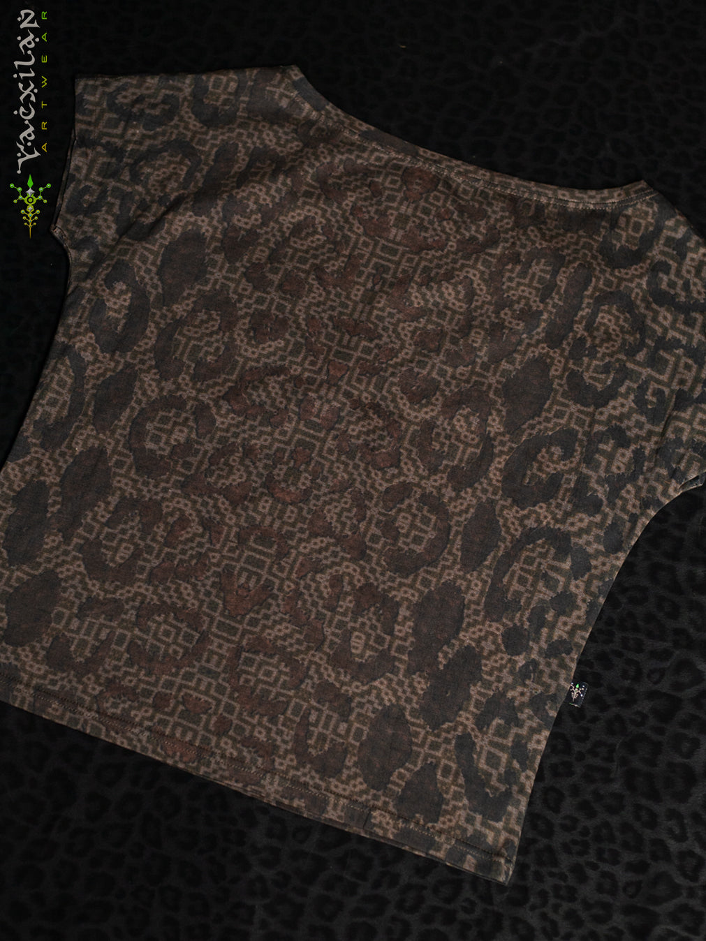 Woman T-Shirt / Supima - LEOPARDUS LAGARTIKA - Image 4