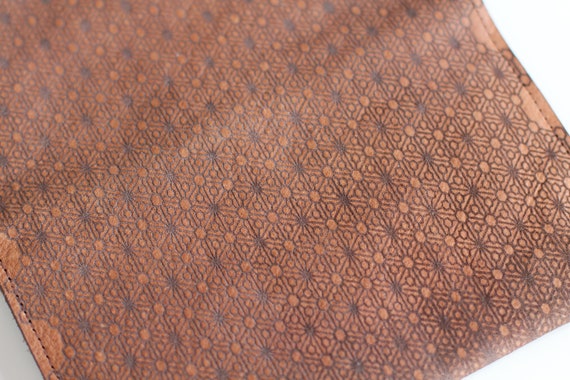 Alternative view of Genuine Leather Tobacco Pouch, Handcrafted Rolling Cigarettes Case, Personalised Gift for Smokers,Geometric Bag, Engraved Smoking Pouch