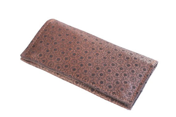 Handcrafted Leather Tobacco Pouch, Hexagon Design, Personalized Gift - Image 3