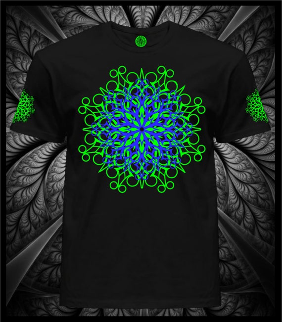 Hand Decorated UV T-shirt "Psymandal" | Reactive in UV blacklight |
