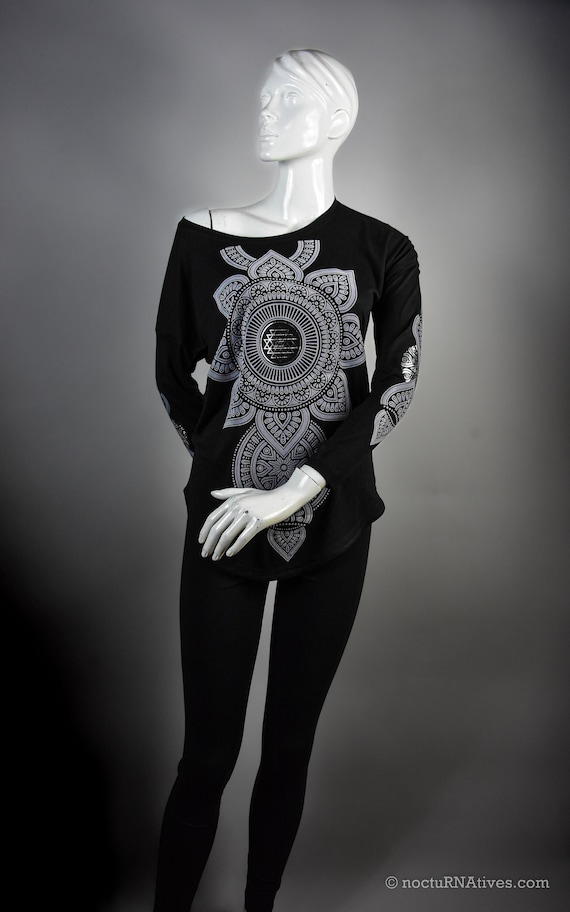Alternative view of Soft Viscose Longsleeve T-shirt "Yantra's Surface" | Hand Decorated |