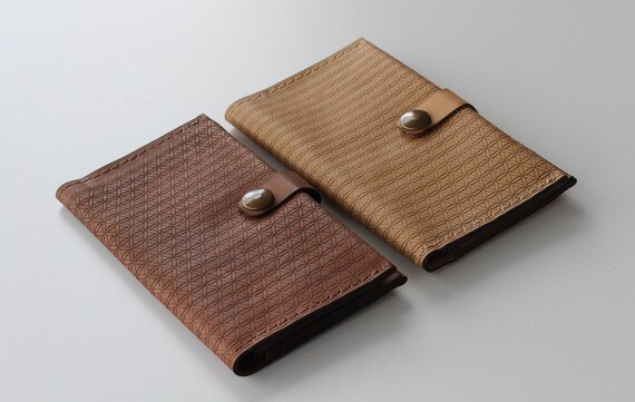 Flower of Life Leather Wallet: Personalized Women's Pouch