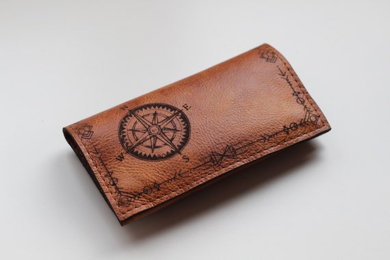 Alternative view of Engraved Compass Leather Tobacco Pouch: Personalized Brown Rolling Bag