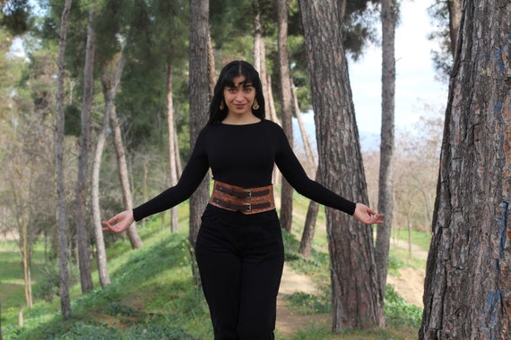 Alternative view of Leather Corset Belt: Wide Brown Shipibo Engraved Boho Waistband