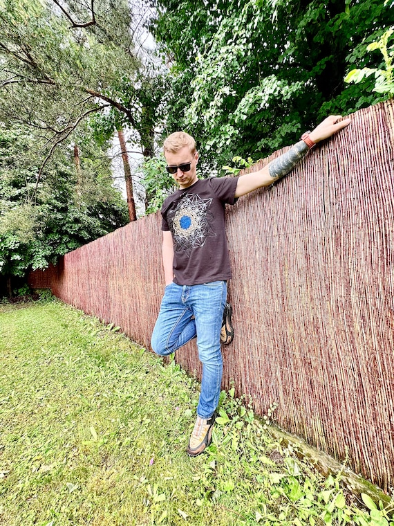 Alternative view of Hand Decorated T-Shirt Sacred Geometry "Hexagon"