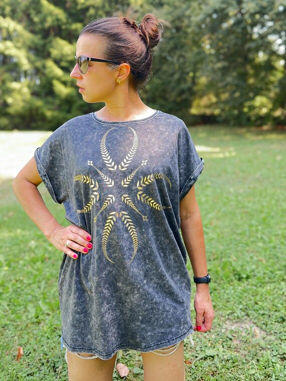 Alternative view of Ladies' Acid Washed Extended Shoulder Tee - "Laurel Wreath"