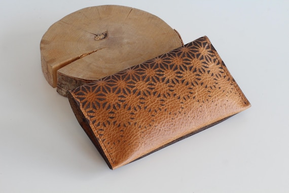 Leather Tobacco Pouch: Sacred Geometry Rolling Case - Image 5