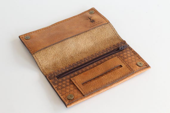 Leather Tobacco Pouch: Sacred Geometry Rolling Case - Image 6