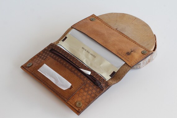 Leather Tobacco Pouch: Sacred Geometry Rolling Case - Image 8